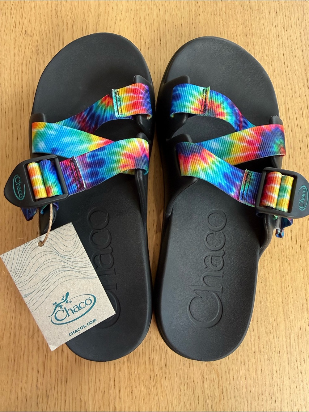 NWT Chaco Chillos slides colorful rainbow sandals size 8